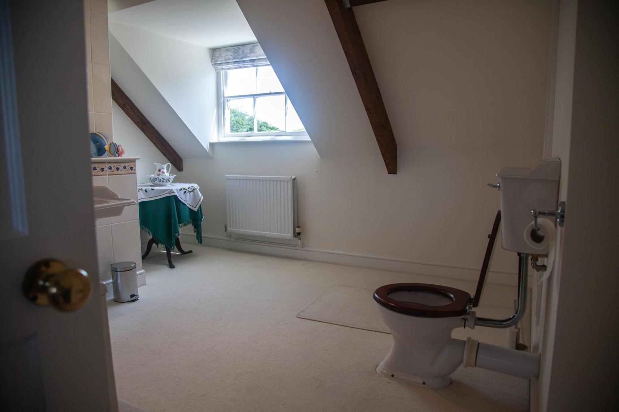 Clemenstone House B&B Cowbridge Bagian luar foto