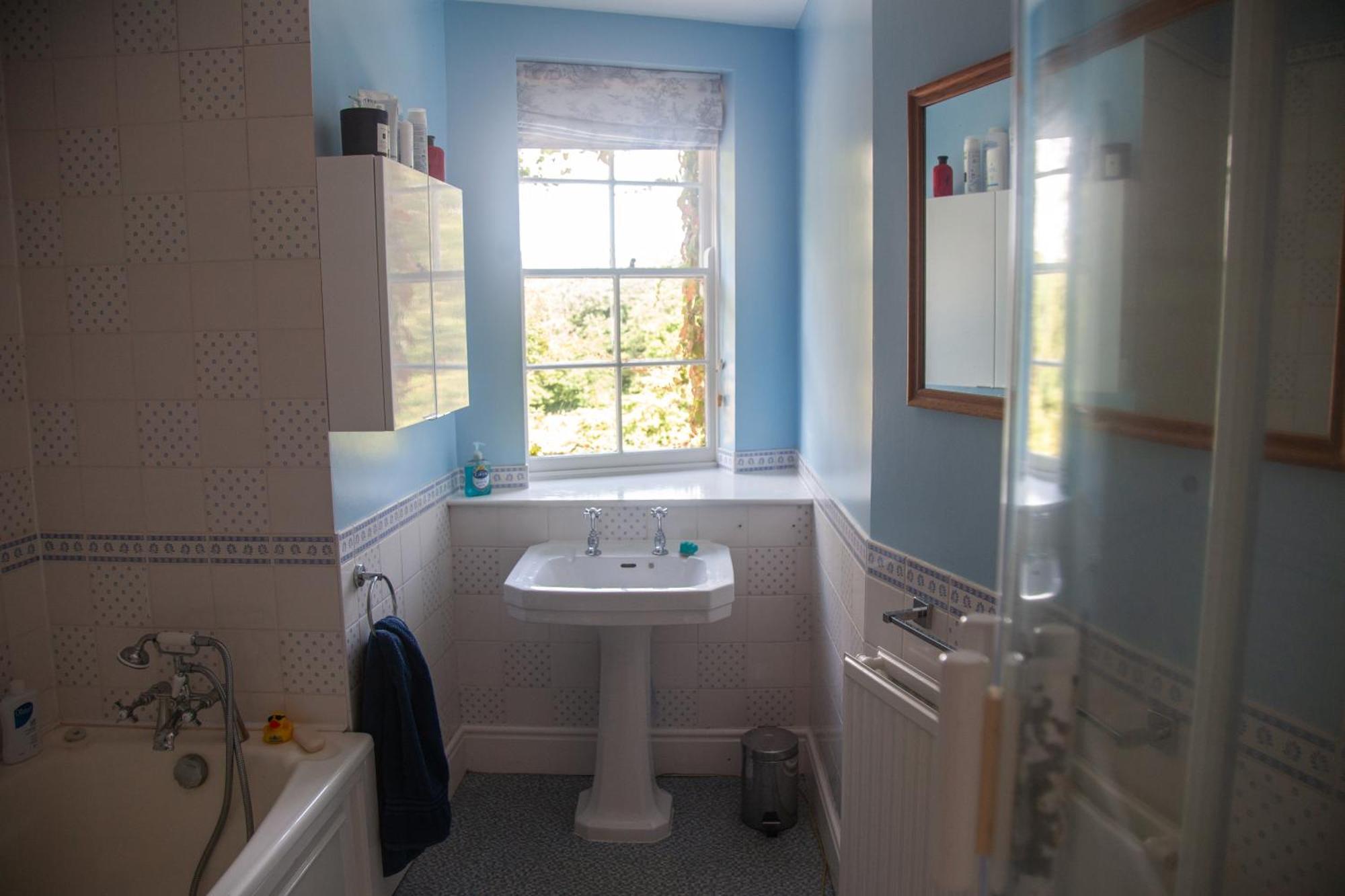 Clemenstone House B&B Cowbridge Bagian luar foto