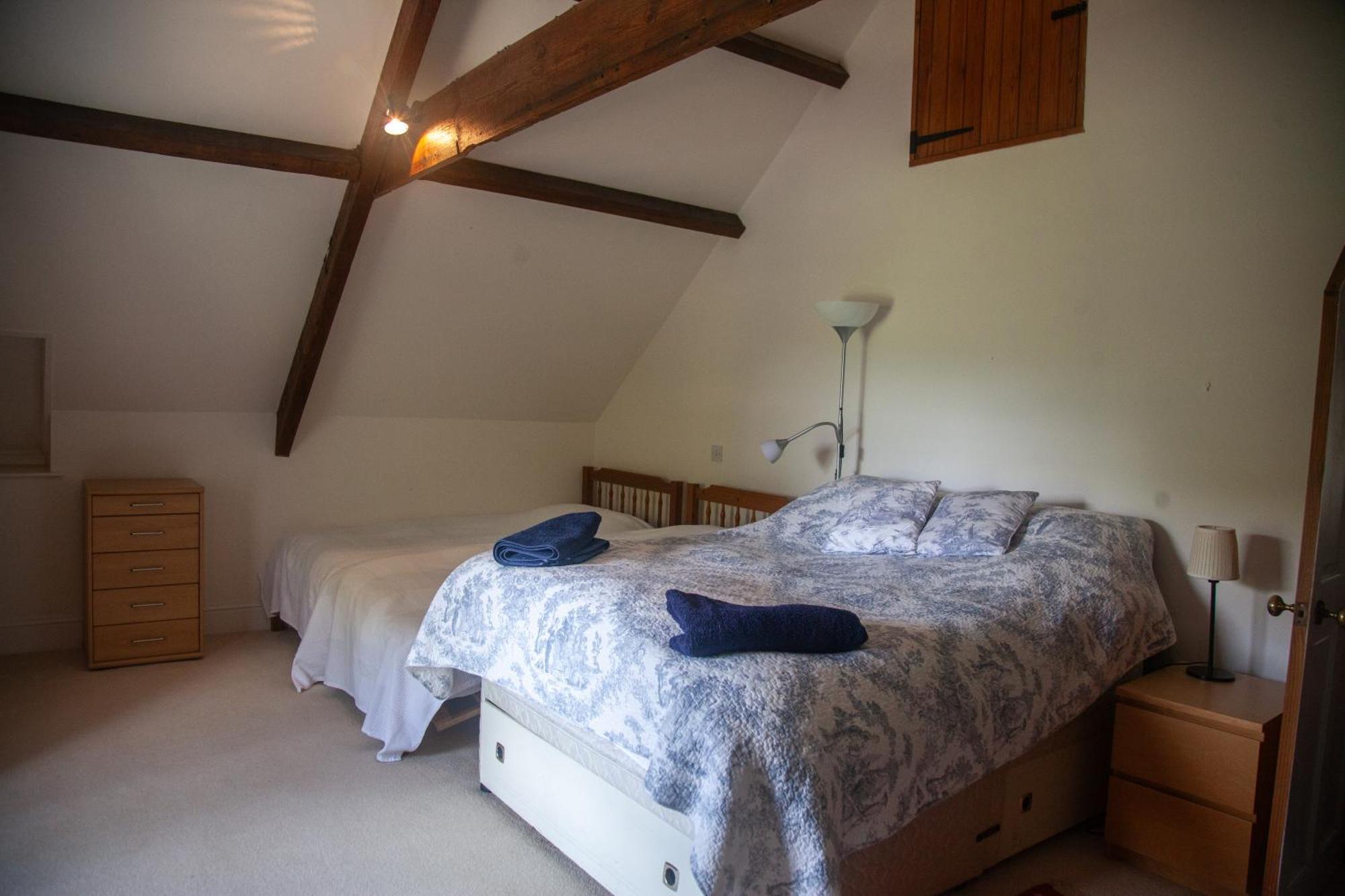 Clemenstone House B&B Cowbridge Bagian luar foto