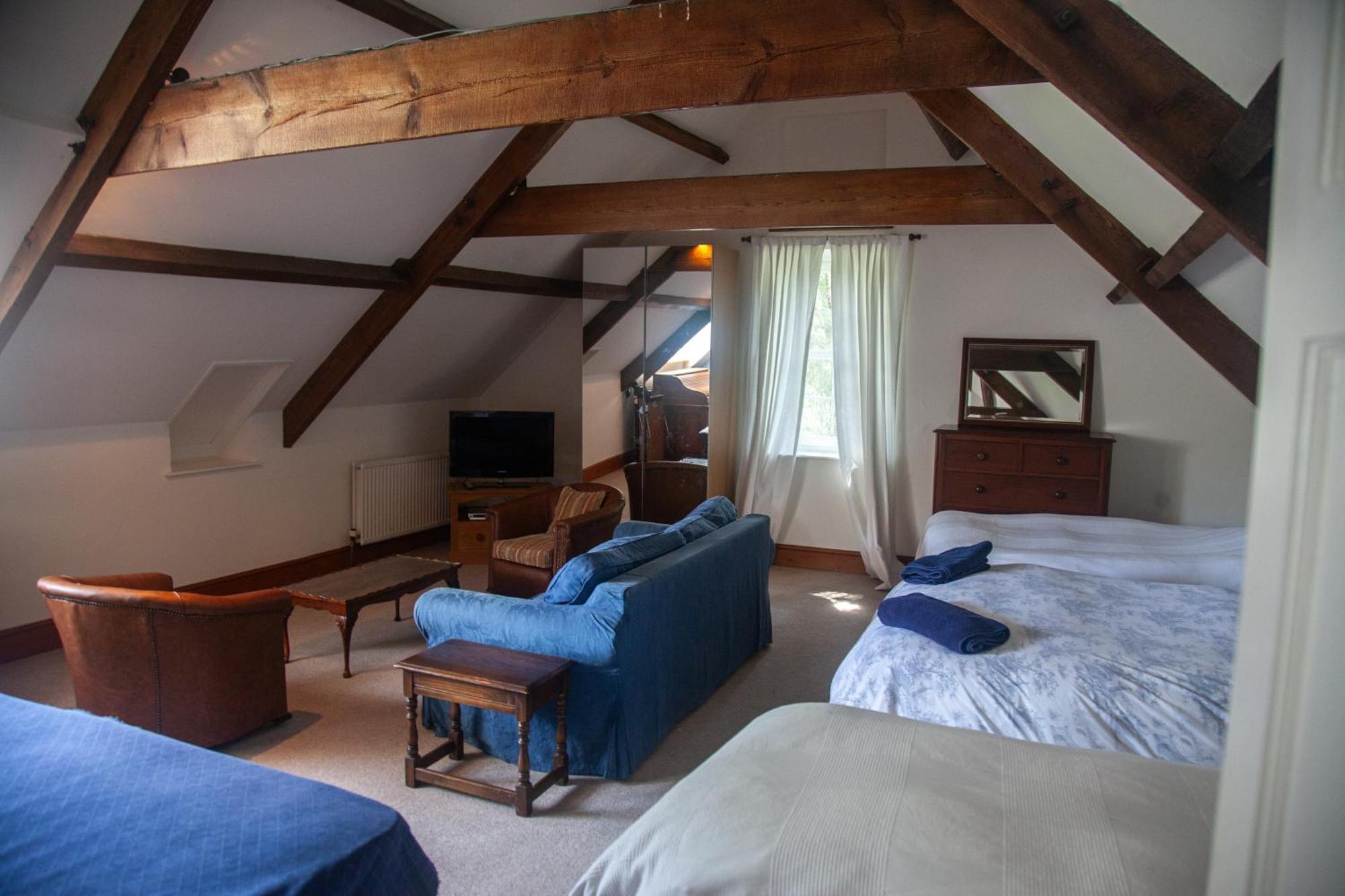Clemenstone House B&B Cowbridge Bagian luar foto