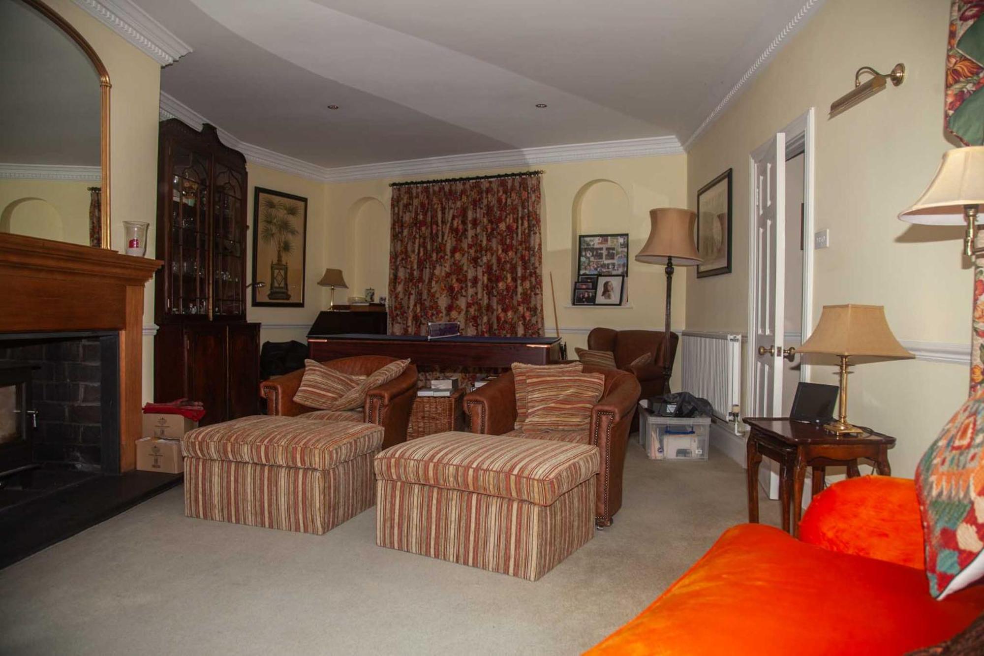 Clemenstone House B&B Cowbridge Bagian luar foto